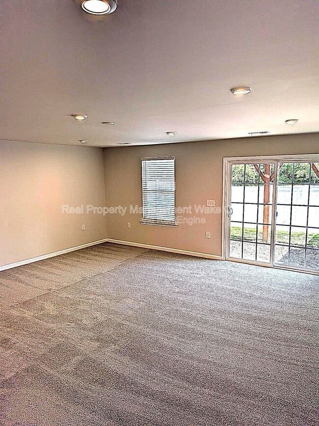 Photo - 6608 Pathfinder Wy