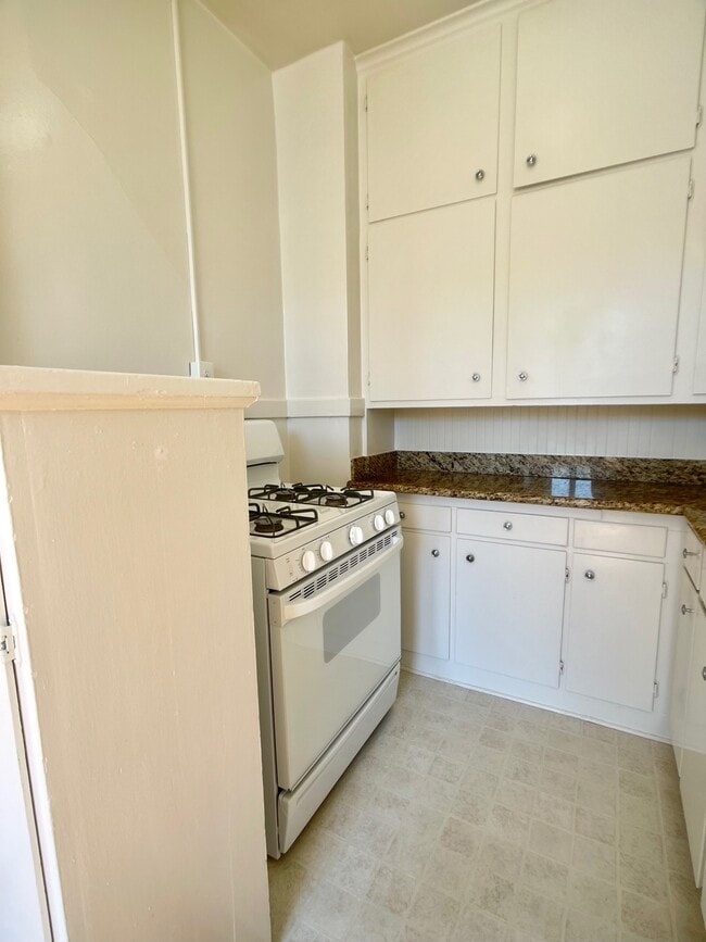 Photo - 2000 Beach St Unidad 304