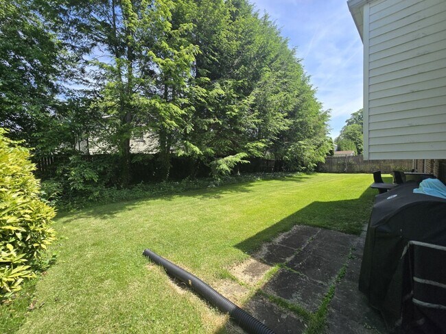 Photo - Spacious 4 Bedroom, 3 Bathroom Home in Close in Bethesda!!