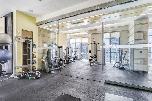 300 Front St W Unit SI ID1471515P