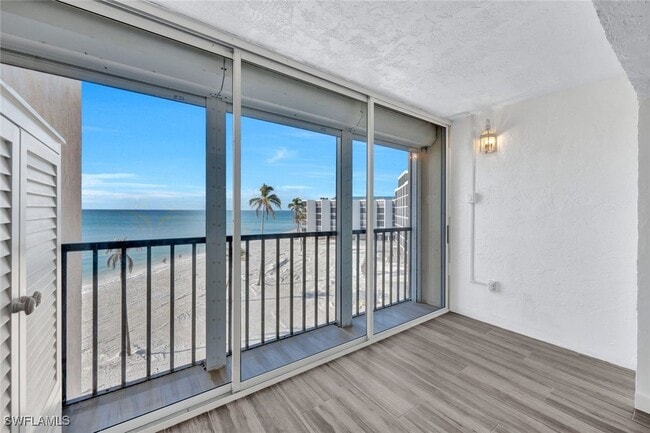 Photo - 25820 Hickory Blvd Unit 405