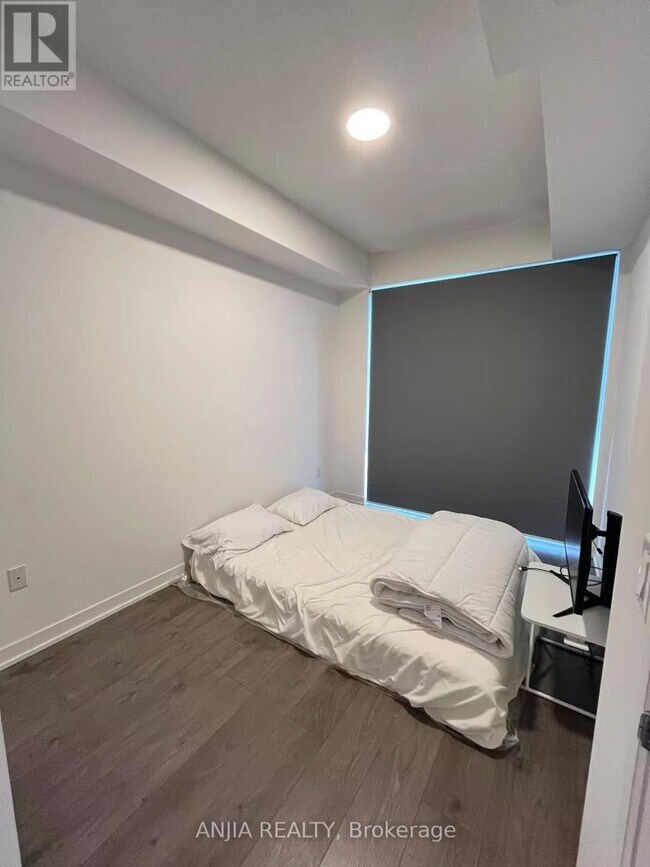 Photo - 20 Richardson St Unit 1401