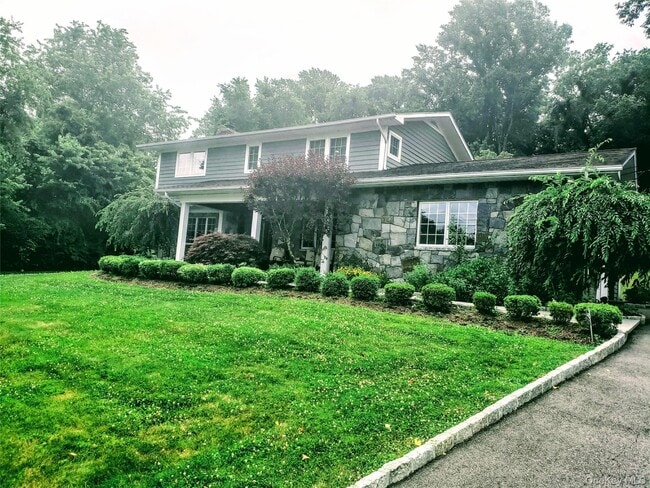 Photo - 10 Foxwood Ln
