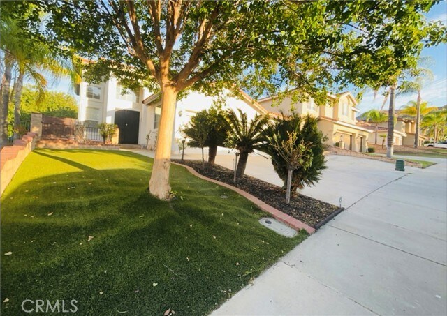 Photo - 15780 Oliver St