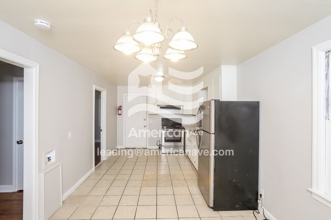 Photo - 2336 James St