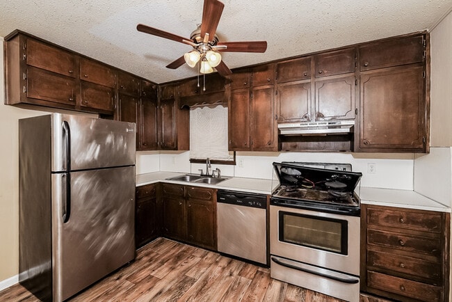 Photo - 5235 Mike Dr