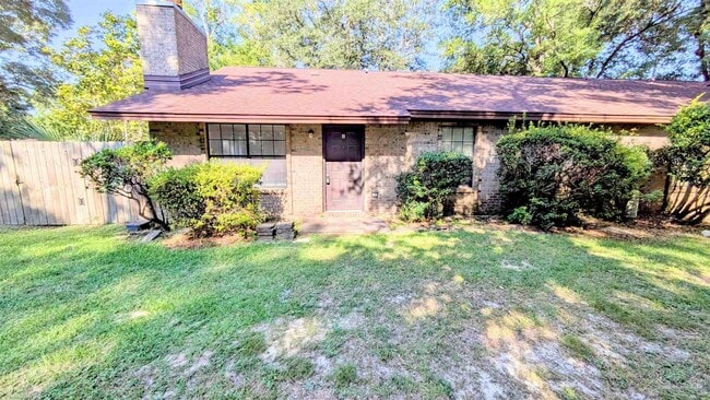 Building Photo - 9345 Chisholm Rd Rental