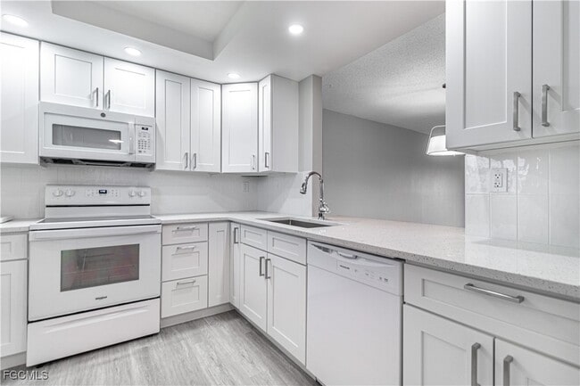 Photo - 6102 Augusta Dr Unit 315