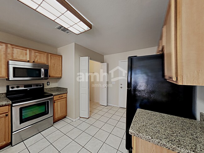 Photo - 20416 N 31st Way