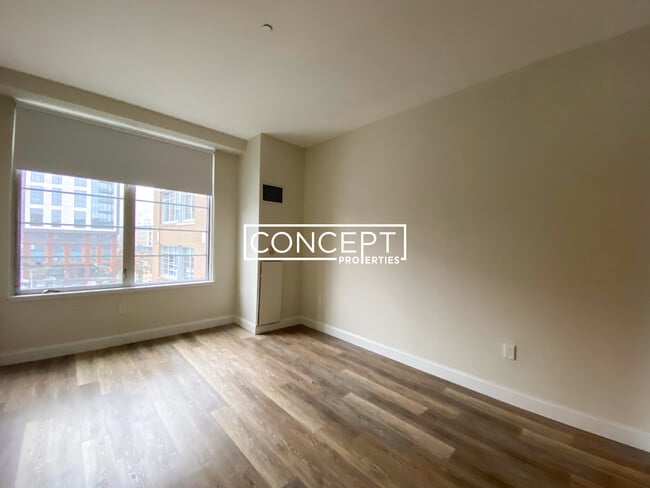 Building Photo - 160 E Berkeley St Unit 518