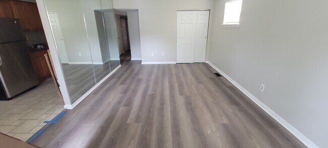 Photo - 310 Hoffnagle st