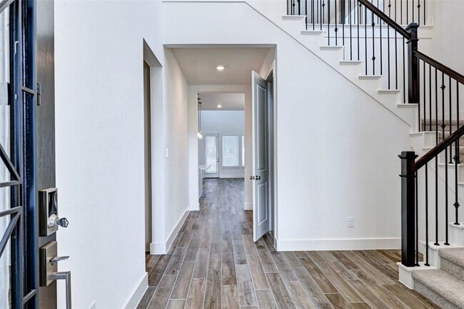 Photo - 7302 New Pecan Dr