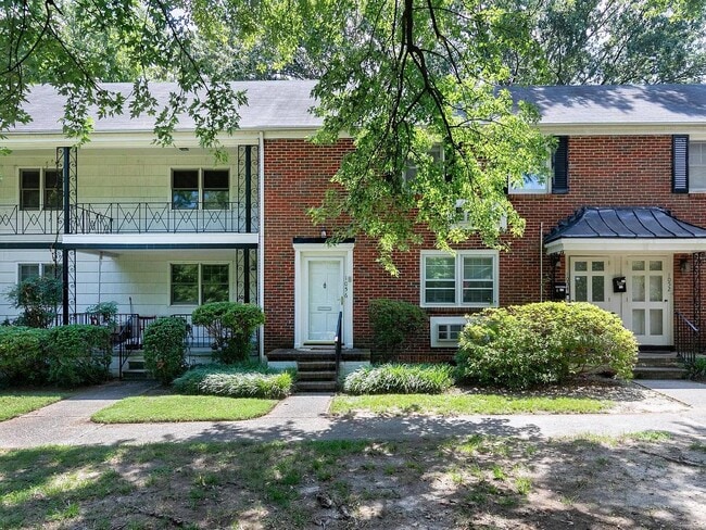 Building Photo - 1056 Nichols Dr