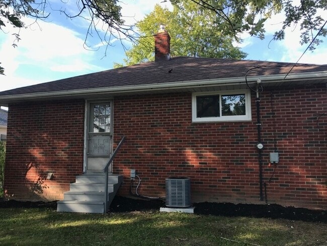 Photo - Luxury living at a great price!