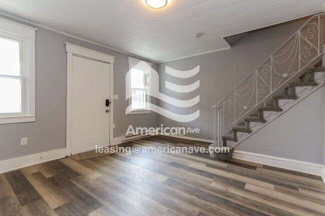Photo - 6016 N 20th St