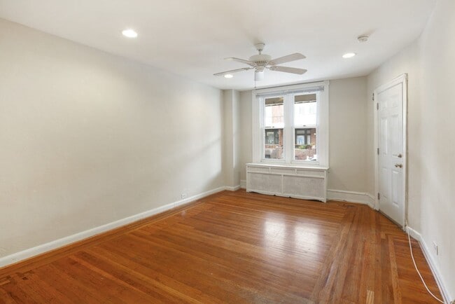 Photo - 2115 S 20th St Unit 1F