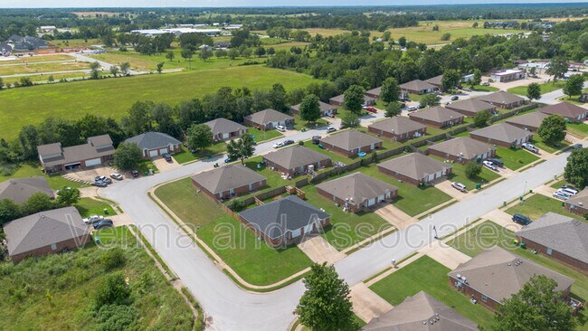 Photo - 256 Graystone Cir Unit 258