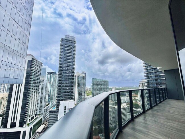 Building Photo - 801 S Miami Ave Unit 3104 Rental