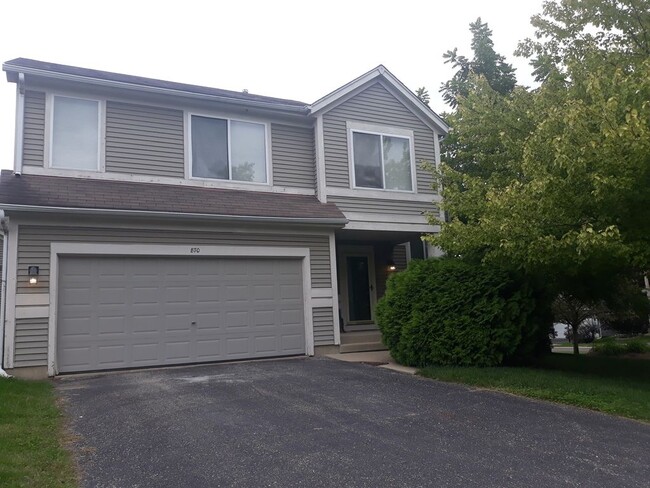 Photo - 870 Waterview Dr House