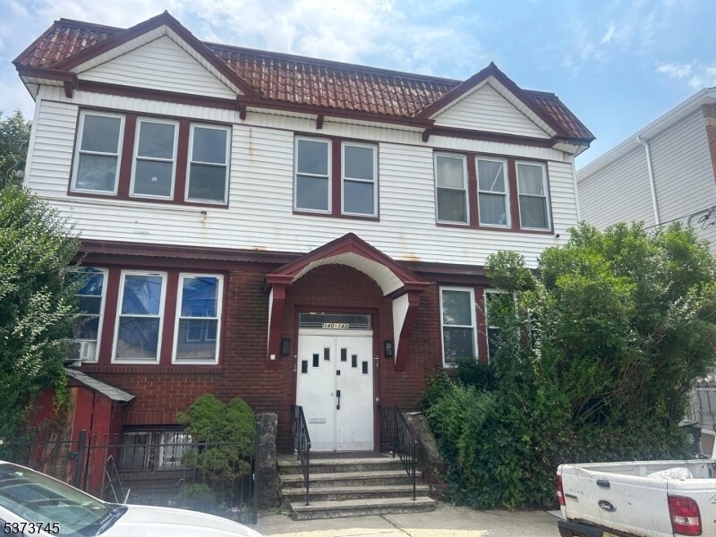Photo - 140 Leslie St Casa