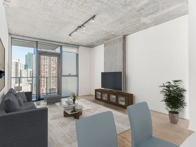 Photo - 1311 S Wabash Ave