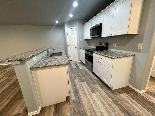 Photo - 1107 N Englewood Ave