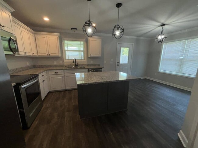 Photo - 380 Joe Walding Dr