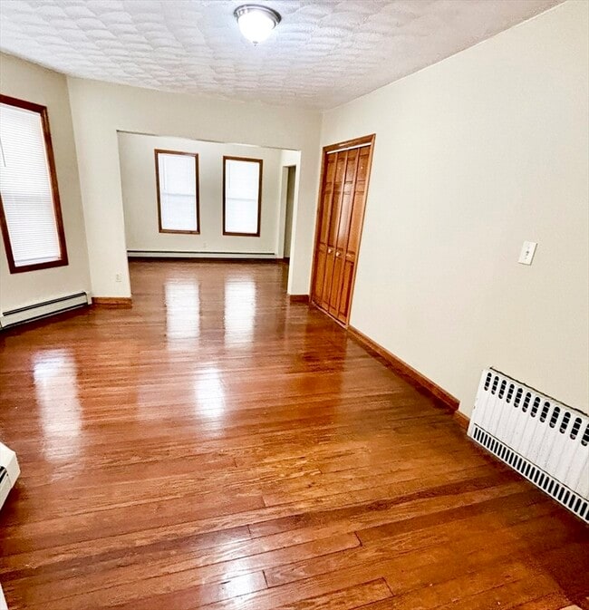 Photo - 64 Paris St Unit 1
