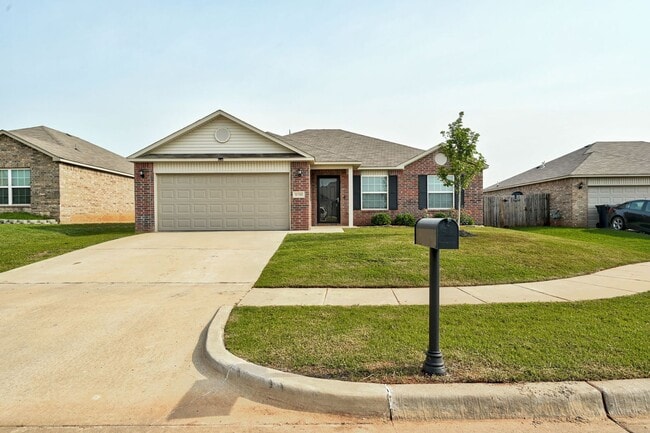 Photo - Stunning 3-Bedroom Home in Beautiful Piedmont Community!