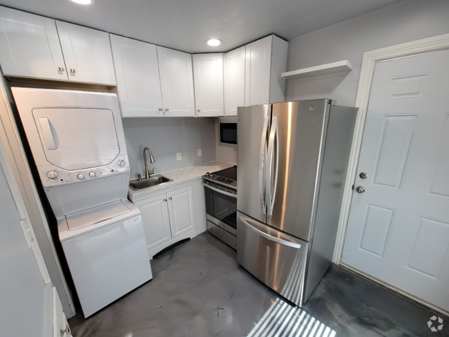 Building Photo - 619 S Cheyenne St Rental