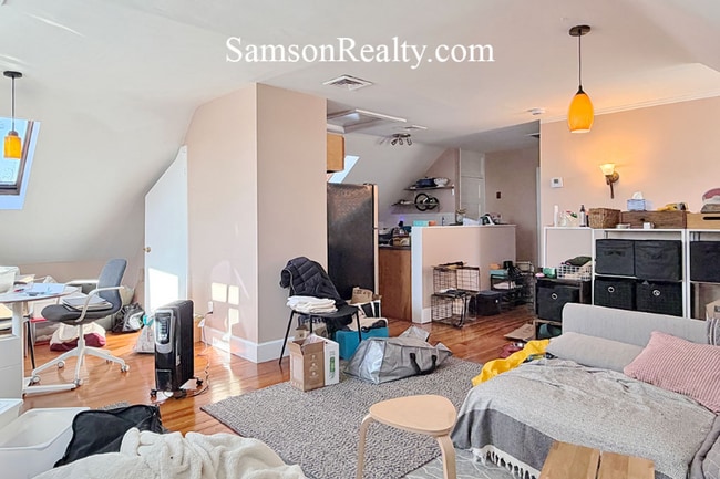 Photo - 135 Glenwood Ave Unit 2