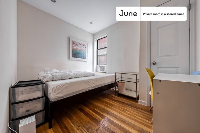 Building Photo - Room in Shared 5 bed/2 bath home Unit B