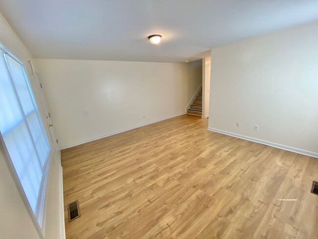 Photo - 93 Orleans St Unit 93