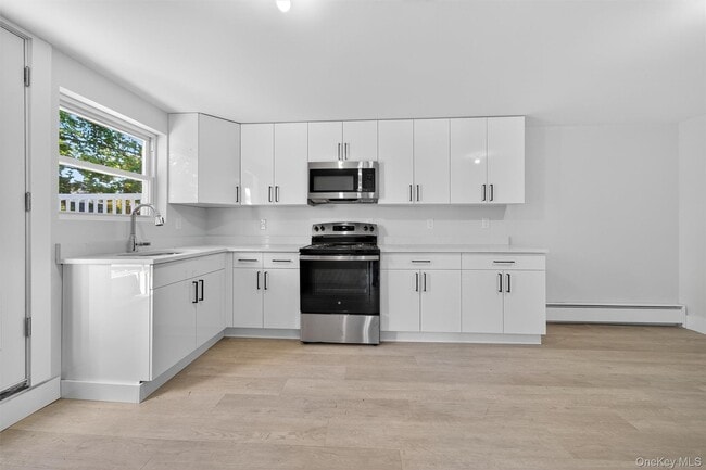 Photo - 12 N Church St Unit 201