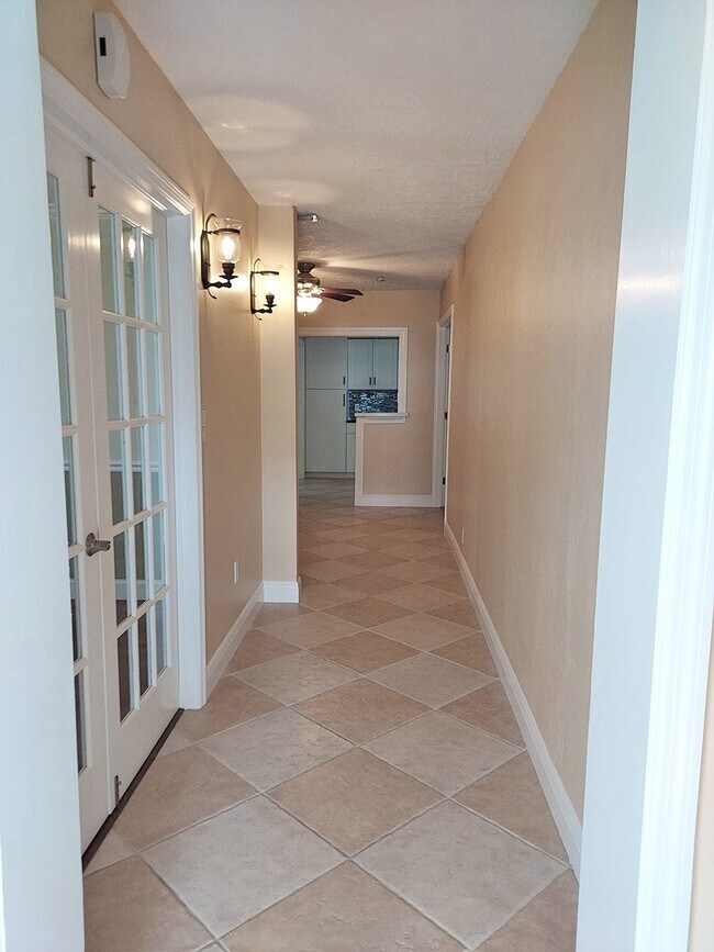 Photo - 344 Vesta Cir
