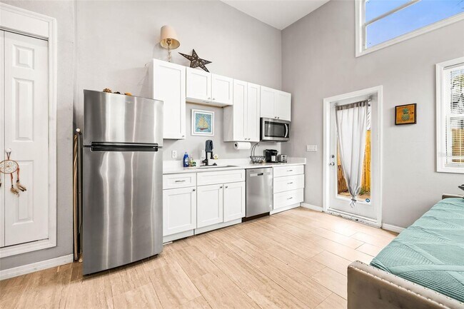 Photo - 2867 12th Ave N Unit 1