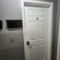 Building Photo - 1447 N Boston Ave