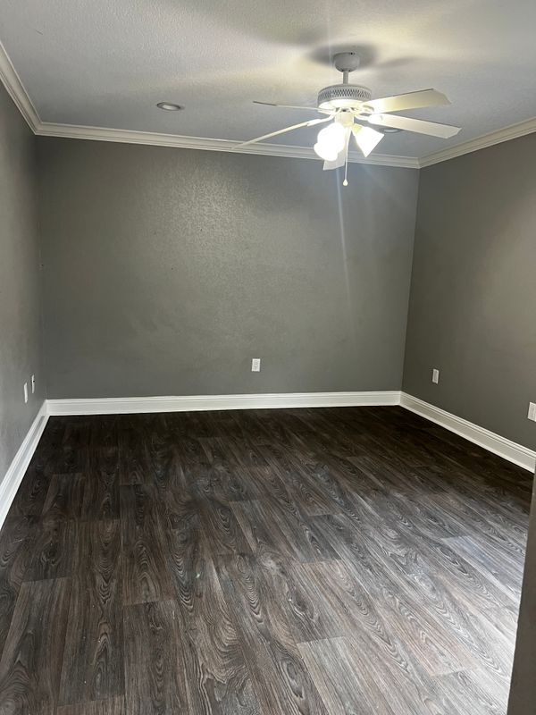 Photo - 1415 E Denman Ave