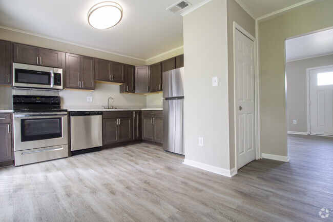 Gray Kitchen - Meadowfield Townhomes of Rochester Hills LLC