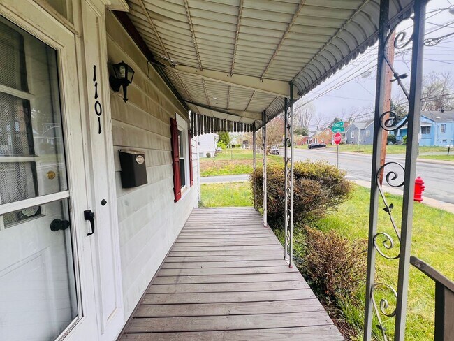 Photo - 1101 Cherry Ave