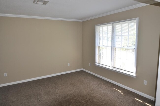 Photo - 2737 S Wallace Dr