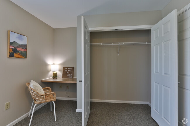 3BR, 3BA - Townhouse