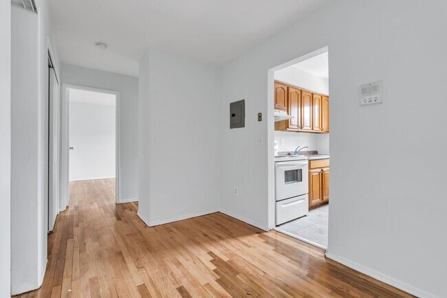5th Avenue Apartments