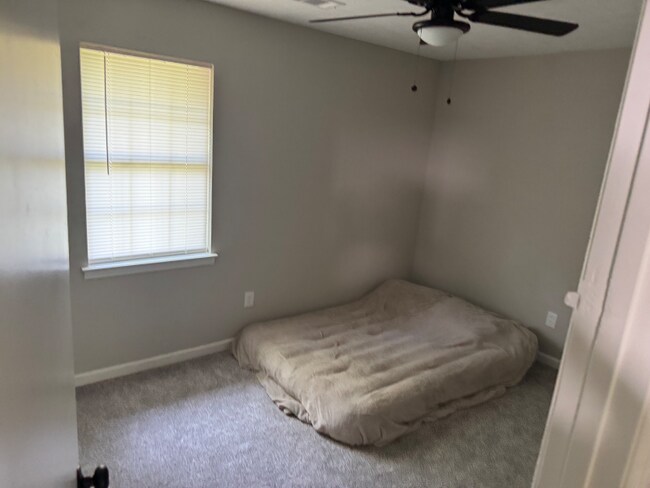 Photo - 95 Grove Creek Dr