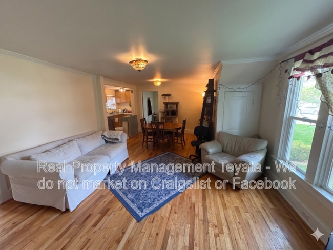 Photo - 1405 Halleck St