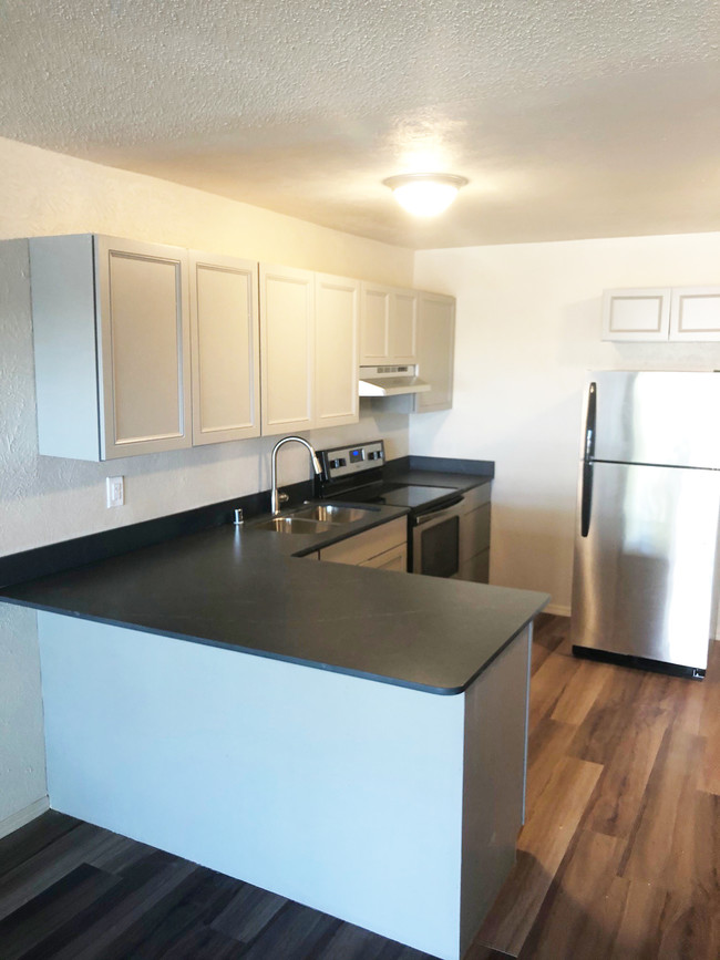 Roswell, NM Apartments For Rent - Pueblo Chamisa Apartments