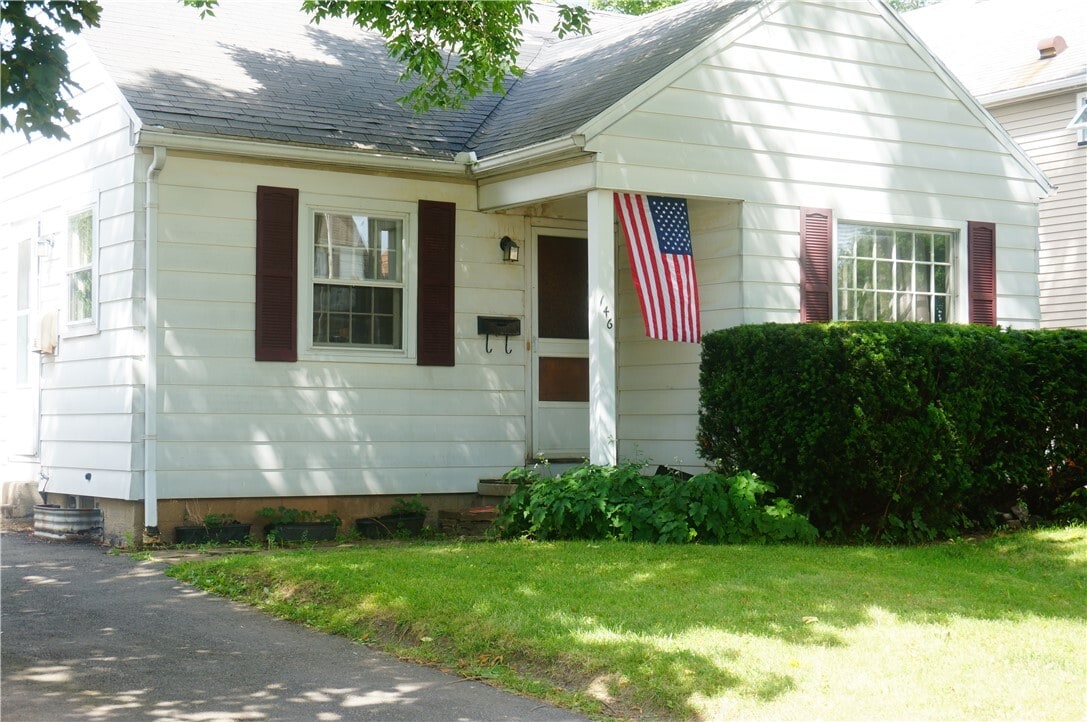 Photo - 146 Rossiter Rd