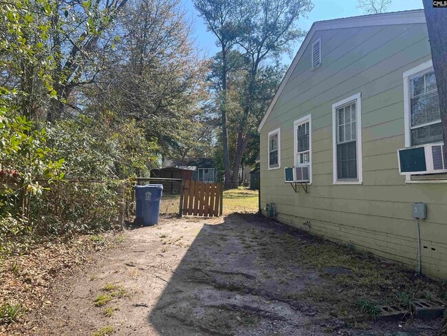 Photo - 704 S Bonham Rd