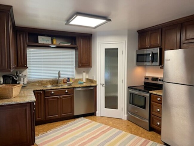 Photo - 8418 N Gomez Ave