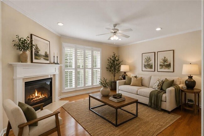 Photo - 1886 Greystone Oaks Way